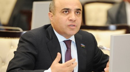 Azay Quliyev qanunsuz tapşırıqdan imtina edən dövlət qulluqçularının qorunmasını təklif edib
