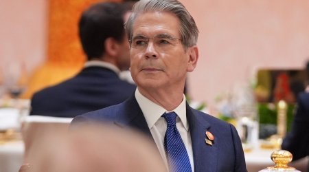 US Treasury chief urges Europe to release emergency oil reserves