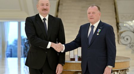 İlham Əliyev Beynəlxalq Cüdo Federasiyasının prezidentini "Dostluq" ordeni ilə təltif edib
