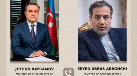 Ceyhun Bayramov İran XİN başçısı ilə telefonla danışıb