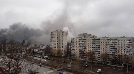 
Rusiya ordusu Xarkovu bombalayıb, 2 nəfər ölüb