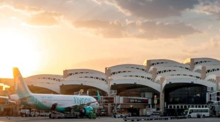 Kral Xalid aeroportunun fəaliyyəti dayandırıldı