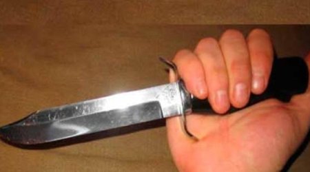 Mingəçevirdə 19 yaşlı tələbə otaq yoldaşını bıçaqlayıb