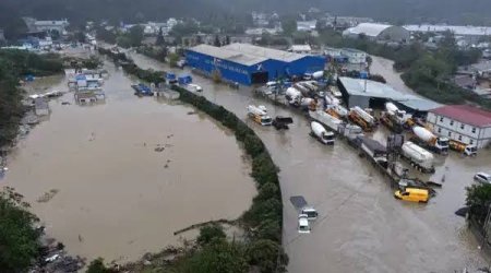 İstanbulda sel nəticəsində köməksiz qalan 3055 nəfər xilas edilib