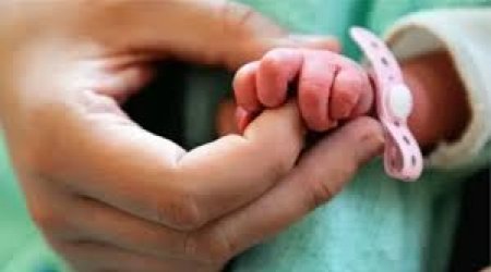 Azərbaycanda yeniyetmə anaların sayı açıqlanıb