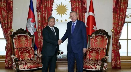 Ərdoğan Kambocanın Baş naziri ilə görüşüb