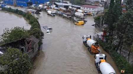 İstanbulda güclü yağışlar nəticəsində ölənlərin sayı 6-ya çatıb