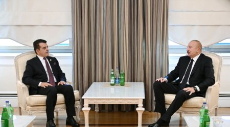 
İlham Əliyev ICESCO-nun Baş direktorunu qəbul edib
