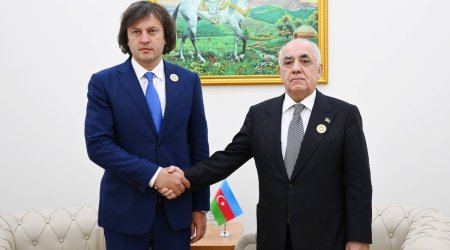 
Azərbaycan və Gürcüstan Baş nazirləri arasında görüş keçirilir