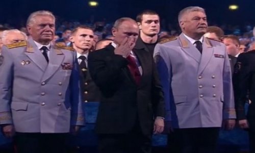 Путин «пустил слезу» прямо на концерте -ВИДЕО
