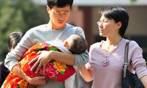 Пекин смягчает политику «одна семья — один ребенок»
