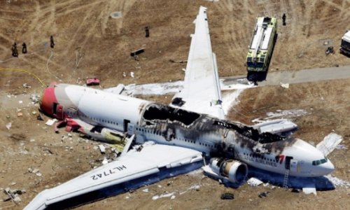 Разбившийся в Казани Boeing эксплуатировался 23 года