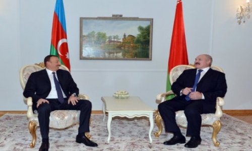 Состоялась встреча один на один президентов Азербайджана и Беларуси