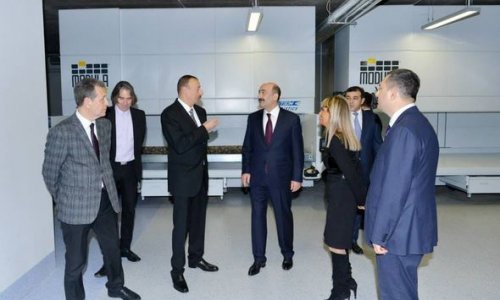 Ильхам Алиев в новом здании Музея ковра -ФОТО