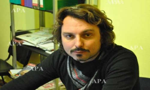 Ukraynalı tarixçi: “Cəmiyyət yeni inqilaba hazırdır”