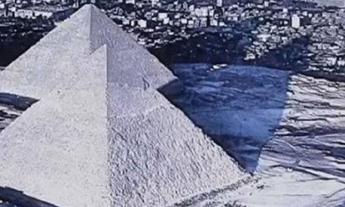 Египетские пирамиды  оказались под снегомВИДЕО