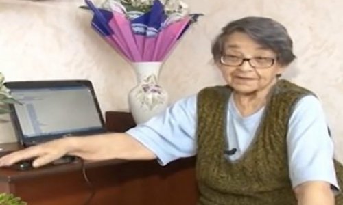 80-летняя бабушка-геймер из России -ВИДЕО