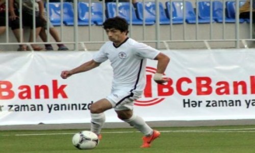 "Qarabağ"ın futbolçusu rəsmən "Simurq"da