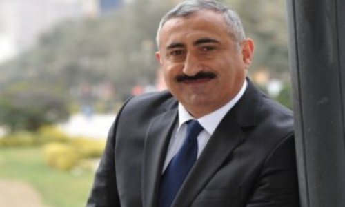 “Neftçi”nin baş məşqçisi istefa verdi