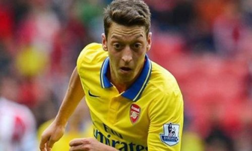 Məsut Özil 3-cü dəfə ən yaxşı futbolçu oldu