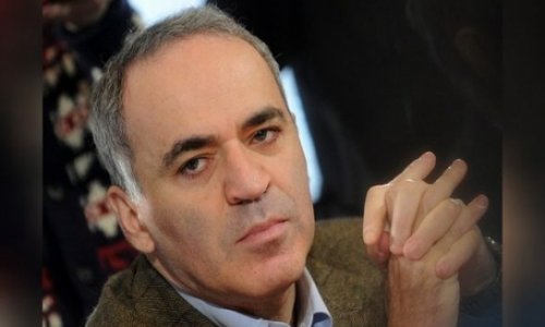 Гарри Каспаров желает приехать в Баку
