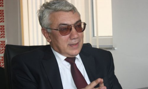 Eldar Namazov Milli Şuranın İcra Aparatının rəhbəri postundan istefa verdi