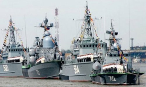 Rusiya Xəzər donanmasını gücləndirir