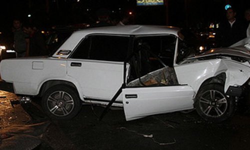 Столкнулись грузовик и «ВАЗ-2107»: погибли отец и сын, двое ранены