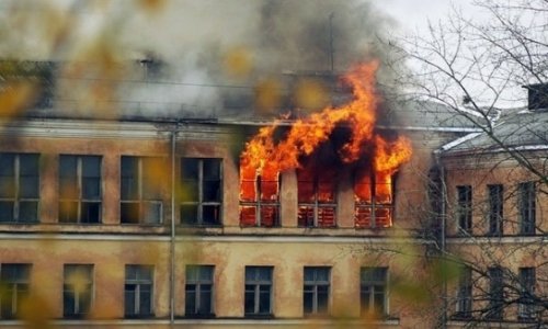 Пожар в мингячевирской школе