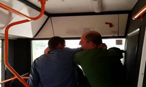 В  Баку водитель автобуса избил пассажира
