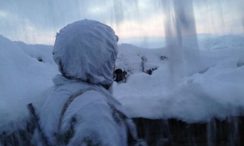 Азербайджанским солдатам морозы нипочем - ФОТО