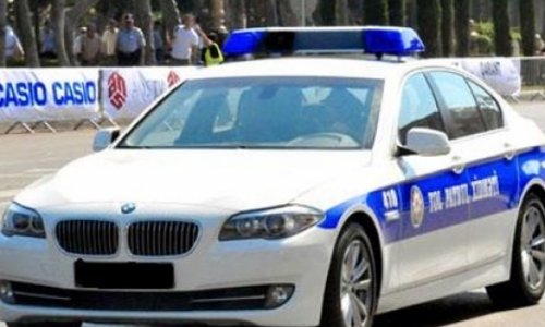 Azərbaycanda yol polisini vəhşicəsinə döyüb, paqonunu cırdılar