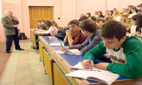 Азербайджан вводит ограничения на заочное обучение в вузах