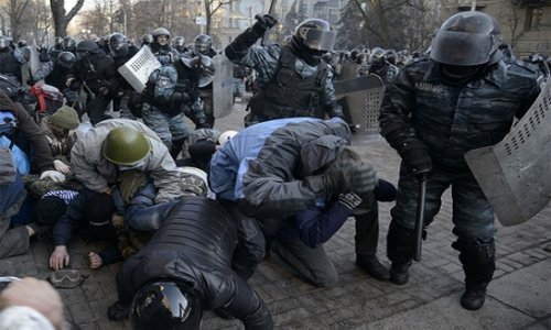 “Berkut” yenidən "Maydan"a hücuma keçdi