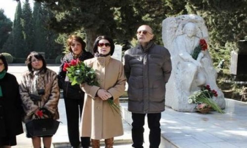 В Баку почтили память Фикрета Амирова