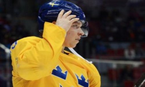 Шведского хоккеиста лишат Олимпийской медали