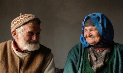 В Азербайджане женщины живут дольше мужчин