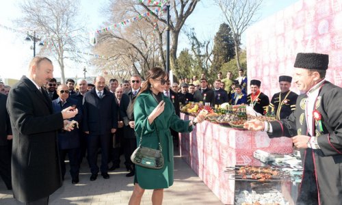 Ильхам Алиев c супругой приняли участие во всенародном празднестве Новруза -ФОТО