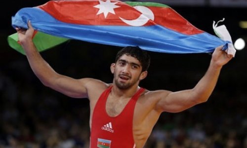 Олимпийский чемпион Азербайджана проиграл первый бой
