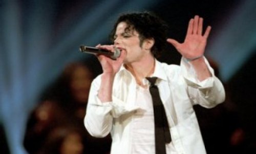 Новый альбом Майкла Джексона будет выпущен 13 мая