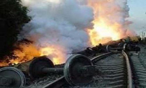 В Азербайджане на железной дороге произошел пожар