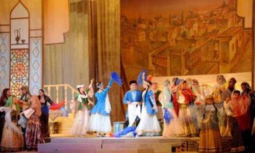 В Баку состоится показ оперетты "Аршин мал алан"