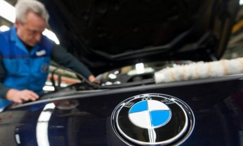 BMW отзывает почти полмиллиона машин