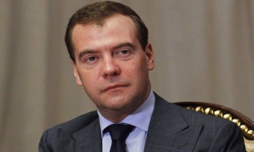 Medvedev: Ukrayna vətəndaş müharibəsi ərəfəsindədir
