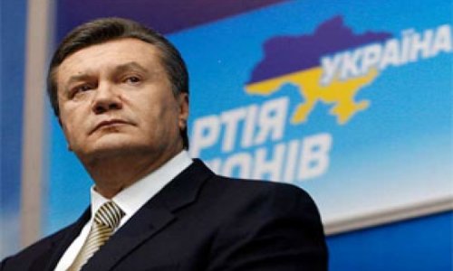Yanukoviç: “Mən Ukraynanın prezidenti və ali baş komandanıyam”