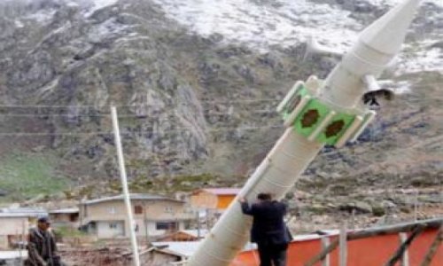 В Турции минарет мечети демонтируют на зиму