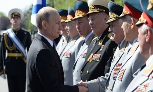 Russia holds war parades amid crisis