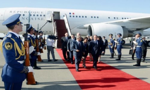 French president arrives in Azerbaijan with official visit