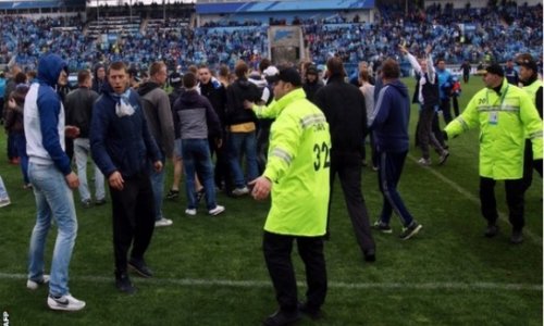 Zenit St Petersburg punished for pitch invasion