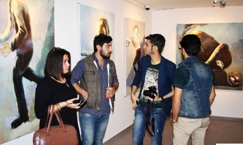 Kicik Qala hosts "Lost heads" exhibition of works by Anar Shamsiyev PHOTO